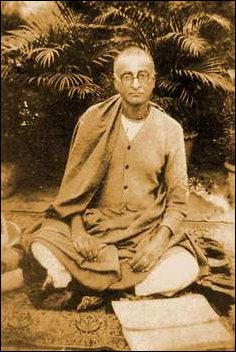 Srila Bhaktisiddhanta Sarasvati Prabhupada Maharaja.