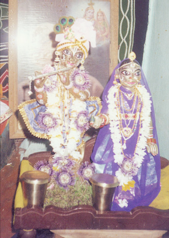 The Deities of Their Supreme Lordships, Sri Sri Radha and Gopinath.